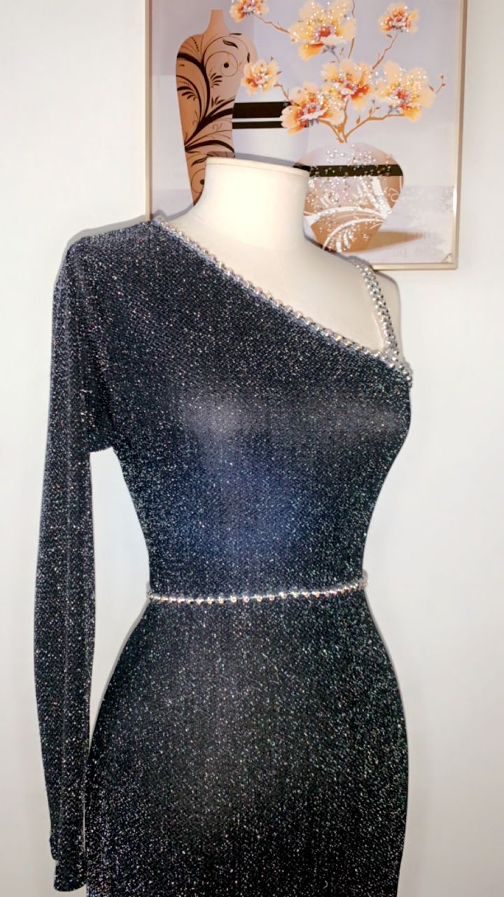 whatsapp image 2025 12 07 at 06.03.42